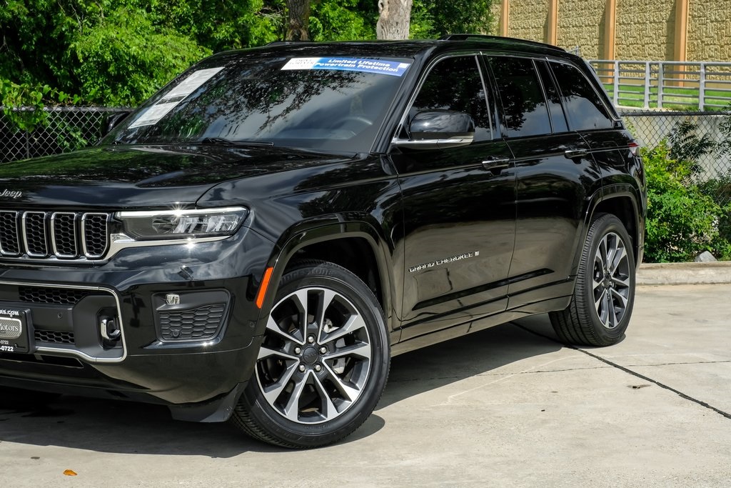 used 2022 Jeep Grand Cherokee car, priced at $40,099