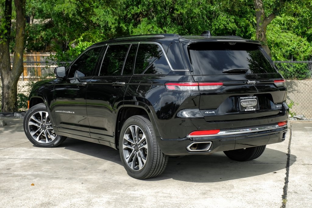 used 2022 Jeep Grand Cherokee car, priced at $40,099