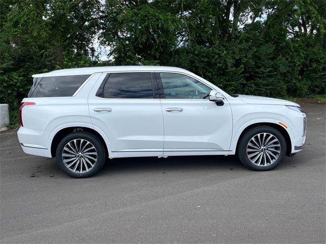 new 2025 Hyundai Palisade car, priced at $52,875