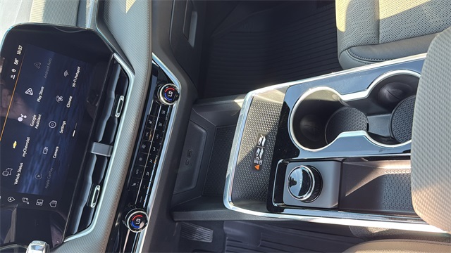 new 2026 Chevrolet Equinox car, priced at $36,840