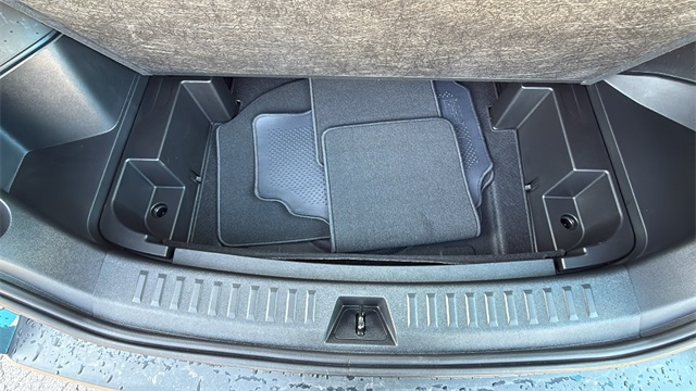 new 2026 Chevrolet Equinox car, priced at $36,840