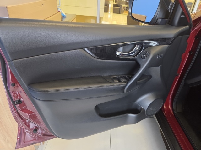 used 2020 Nissan Rogue car, priced at $20,577