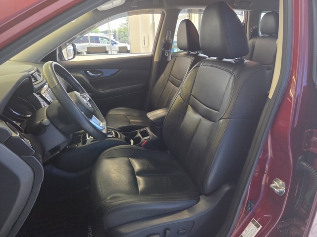 used 2020 Nissan Rogue car, priced at $20,577