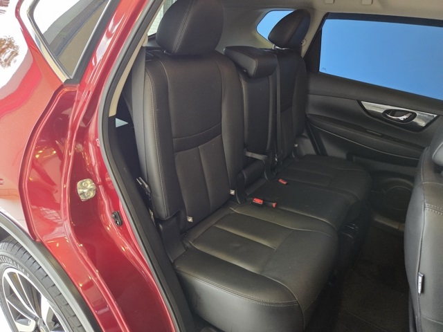 used 2020 Nissan Rogue car, priced at $20,577