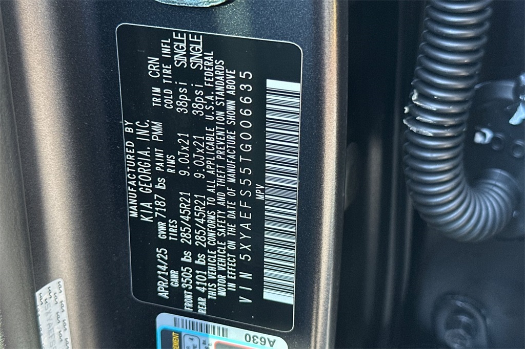 new 2026 Kia EV9 car, priced at $67,809