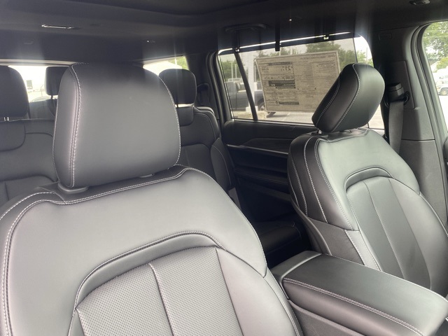 new 2025 Jeep Grand Cherokee L car, priced at $49,942