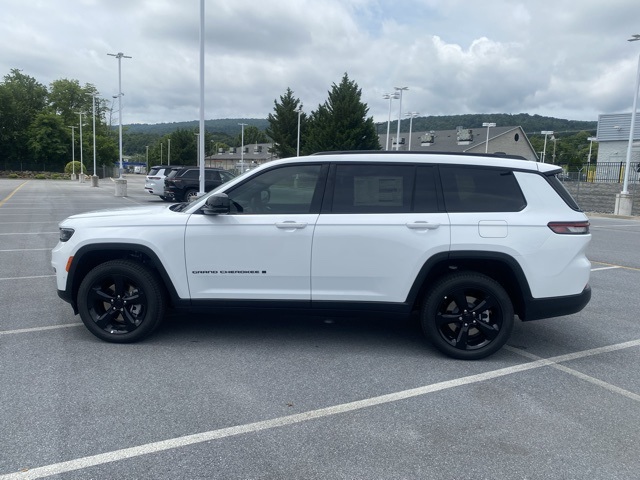new 2025 Jeep Grand Cherokee L car, priced at $49,942