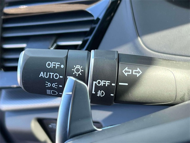 new 2025 Acura RDX car, priced at $55,800