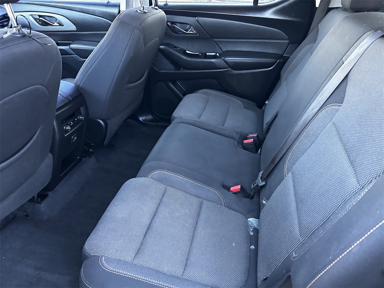 used 2020 Chevrolet Traverse car, priced at $16,476