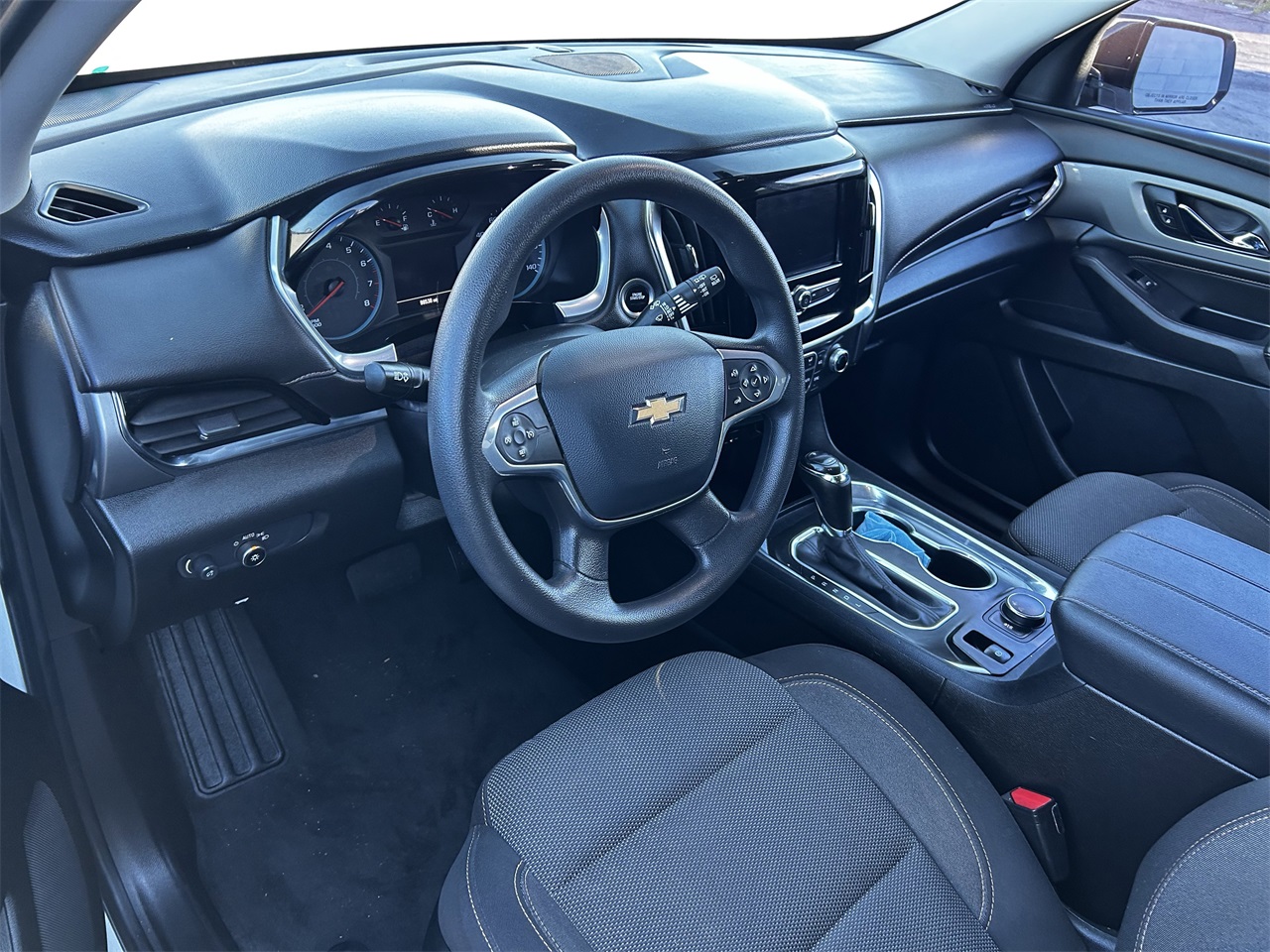 used 2020 Chevrolet Traverse car, priced at $16,476