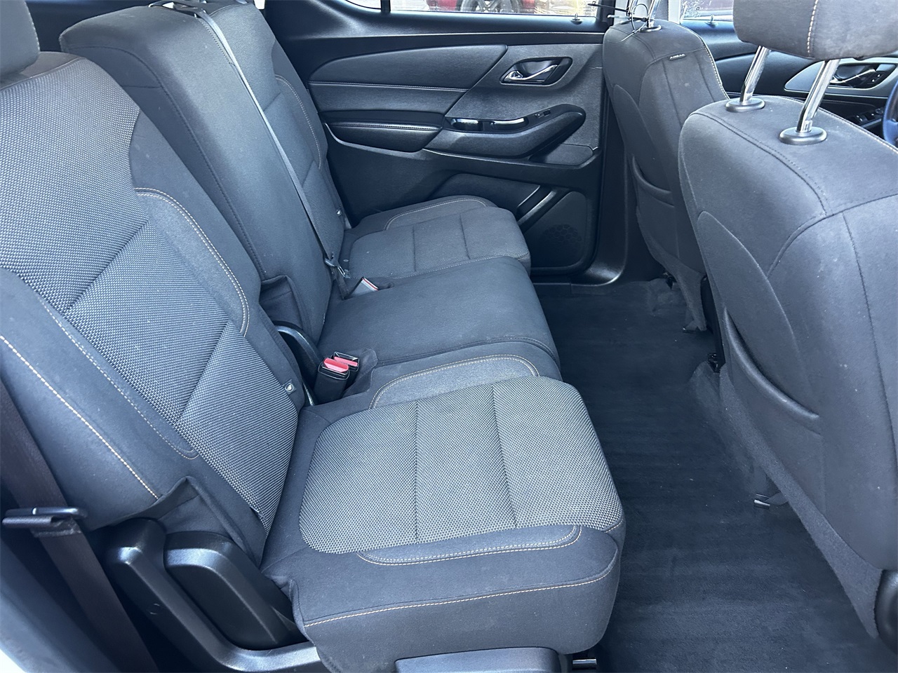 used 2020 Chevrolet Traverse car, priced at $16,476