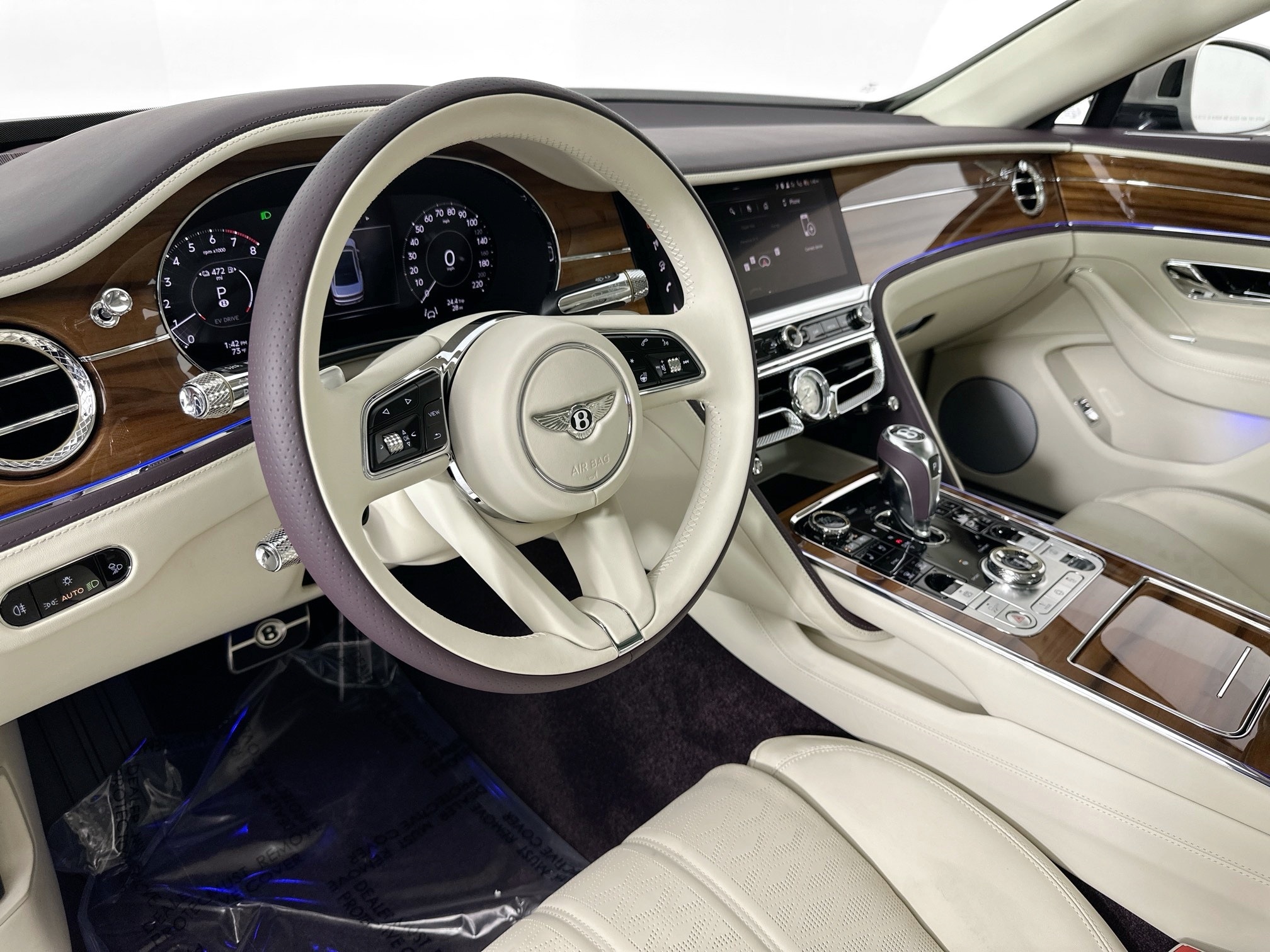 new 2025 Bentley Flying Spur car