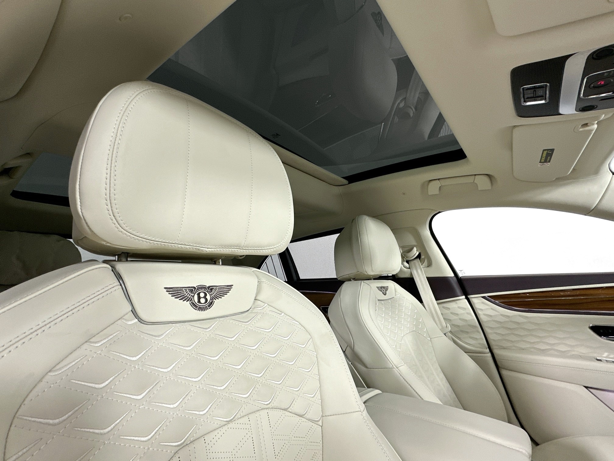 new 2025 Bentley Flying Spur car