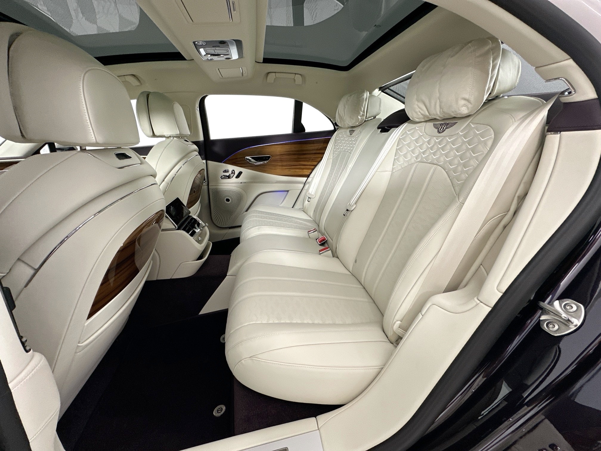 new 2025 Bentley Flying Spur car