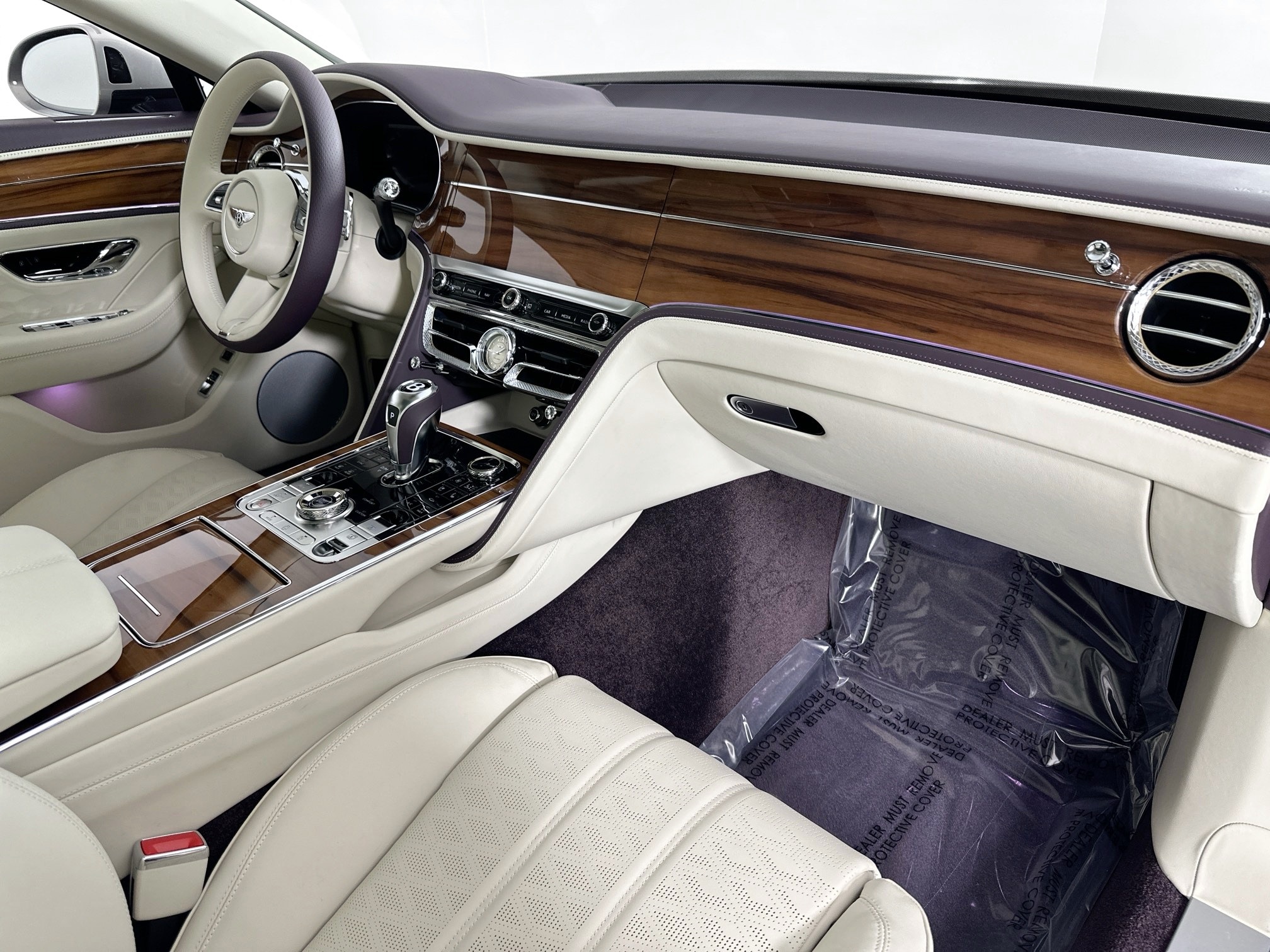 new 2025 Bentley Flying Spur car