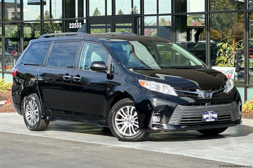 used 2020 Toyota Sienna car, priced at $32,989