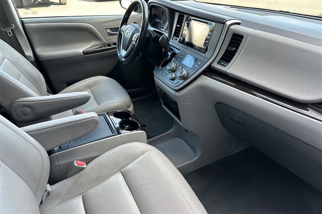 used 2020 Toyota Sienna car, priced at $32,989