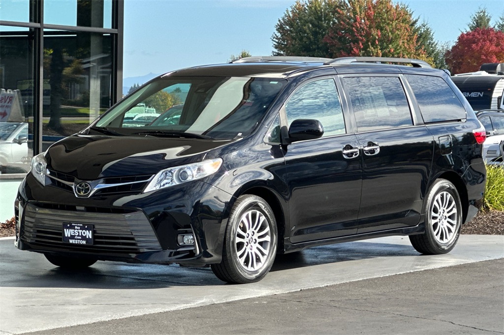 used 2020 Toyota Sienna car, priced at $32,989