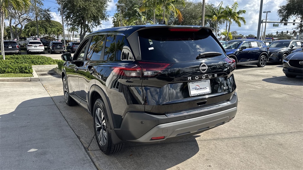 used 2022 Nissan Rogue car, priced at $15,991