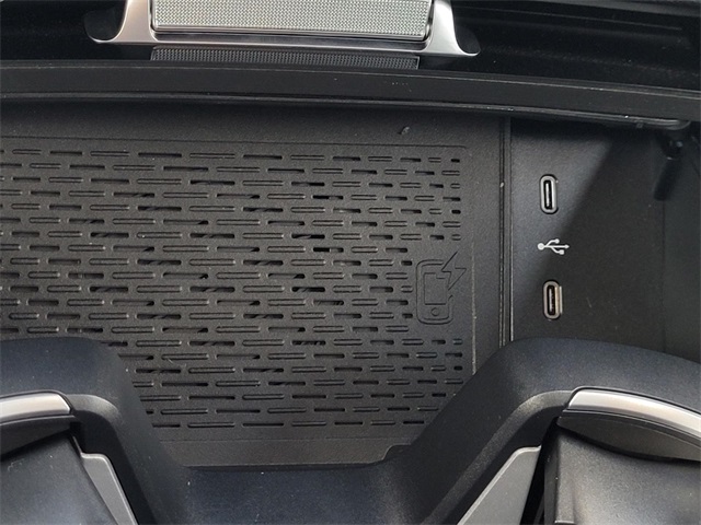 new 2025 Mercedes-Benz GLS car, priced at $124,800