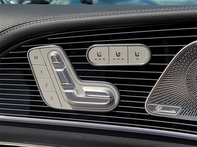 new 2025 Mercedes-Benz GLS car, priced at $124,800