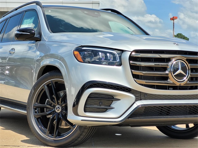new 2025 Mercedes-Benz GLS car, priced at $124,800