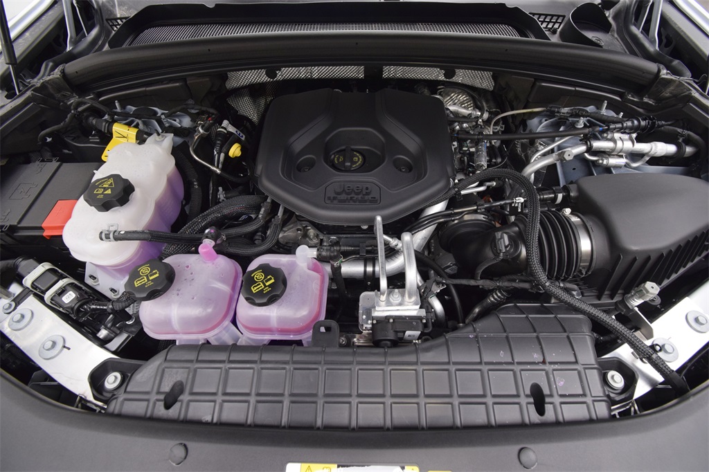 new 2025 Jeep Grand Cherokee car, priced at $55,775