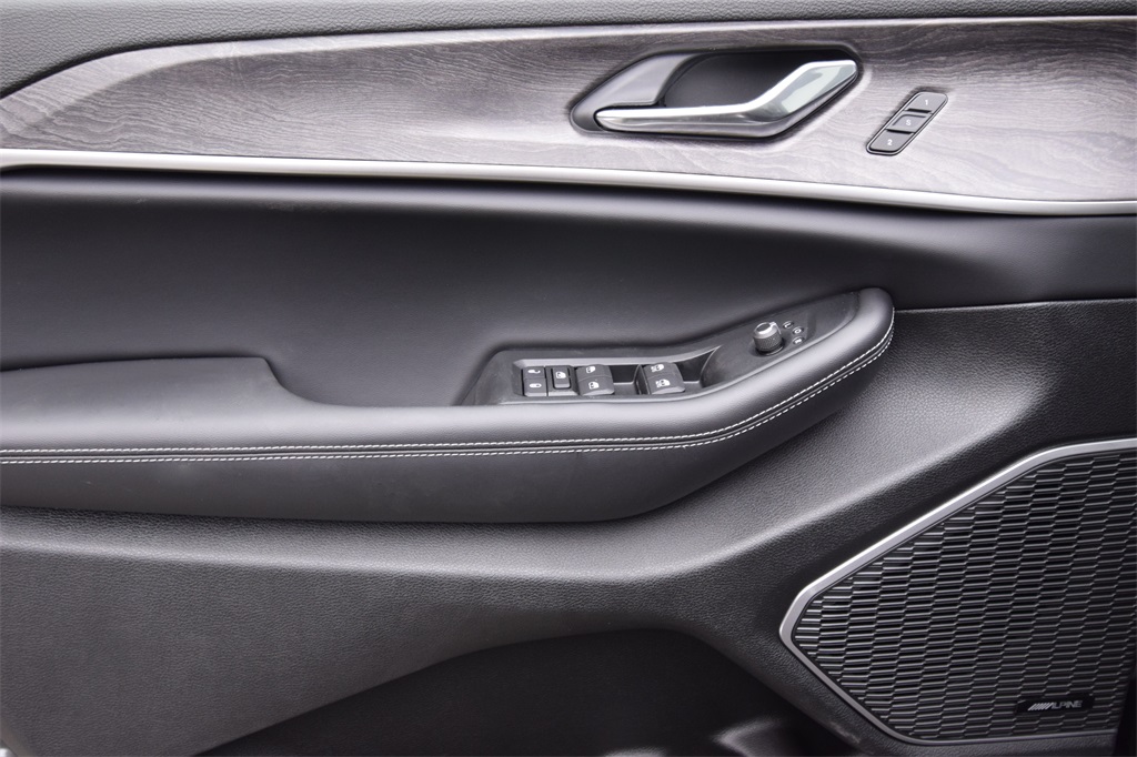 new 2025 Jeep Grand Cherokee car, priced at $55,775