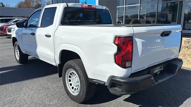 new 2025 Chevrolet Colorado car, priced at $33,495