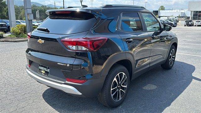 new 2025 Chevrolet TrailBlazer car, priced at $28,970
