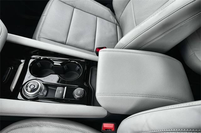 new 2025 Ford Explorer car, priced at $60,640