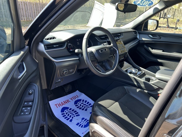used 2024 Jeep Grand Cherokee car, priced at $35,000