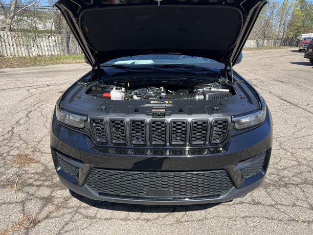 used 2024 Jeep Grand Cherokee car, priced at $35,000