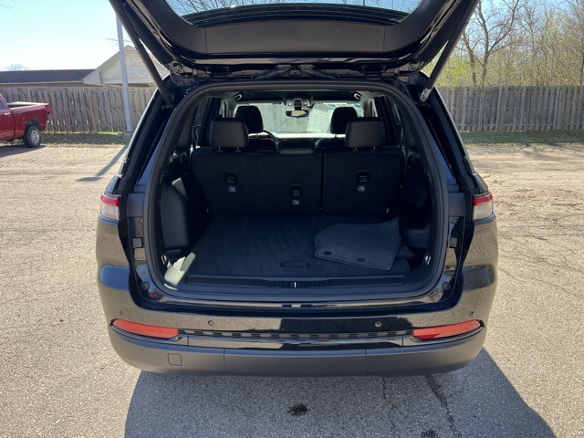 used 2024 Jeep Grand Cherokee car, priced at $35,000