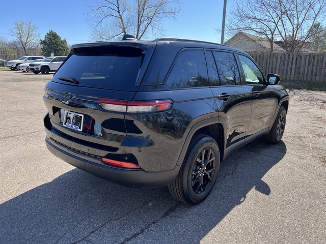 used 2024 Jeep Grand Cherokee car, priced at $35,000