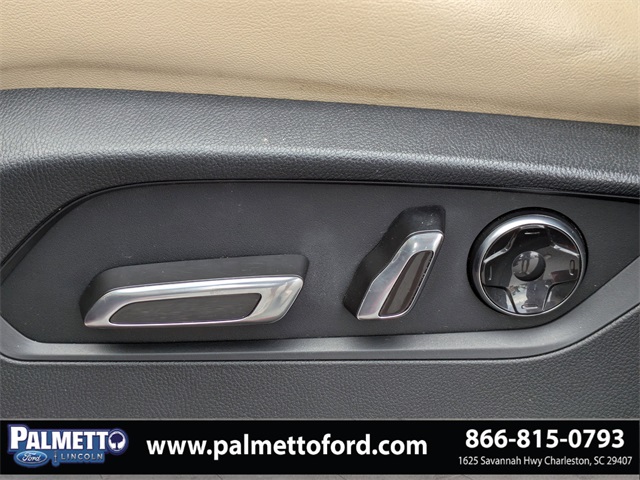 used 2022 Acura MDX car, priced at $32,899