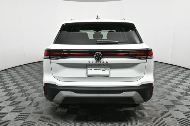 new 2025 Volkswagen Tiguan car, priced at $32,501