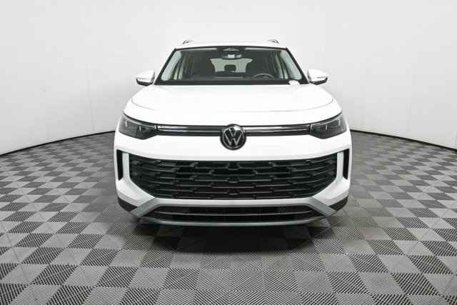 new 2025 Volkswagen Tiguan car, priced at $32,501
