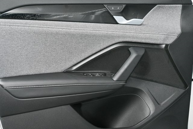 new 2025 Volkswagen Tiguan car, priced at $32,501