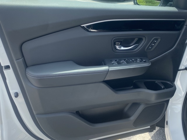 new 2025 Honda Pilot car, priced at $47,505