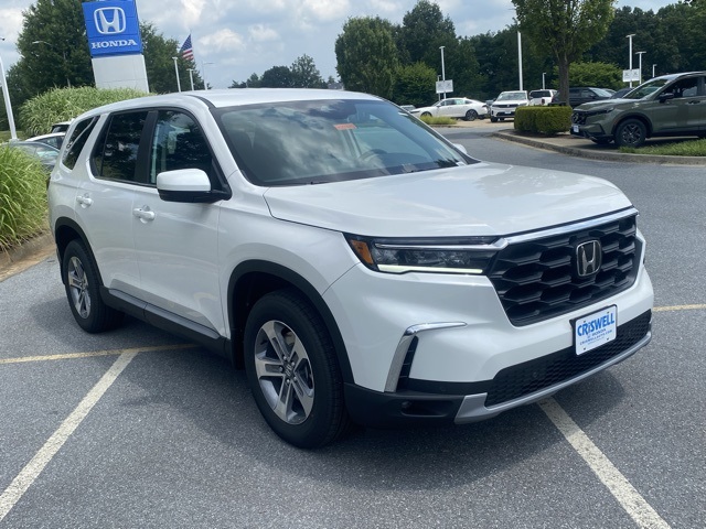 new 2025 Honda Pilot car, priced at $47,505