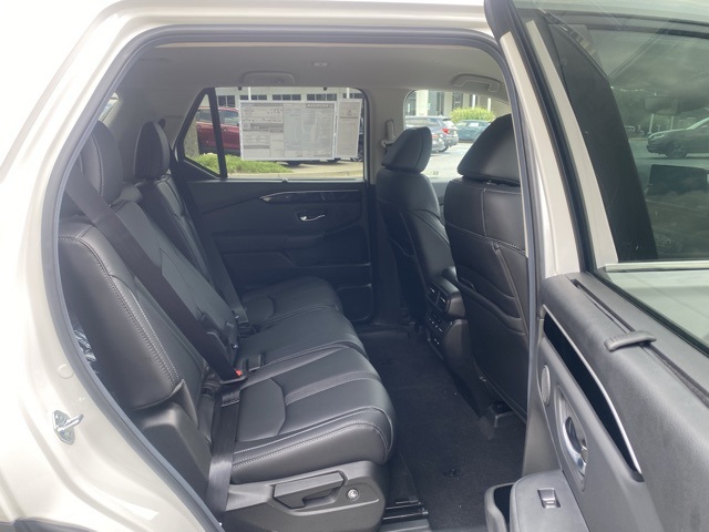 new 2025 Honda Pilot car, priced at $47,505