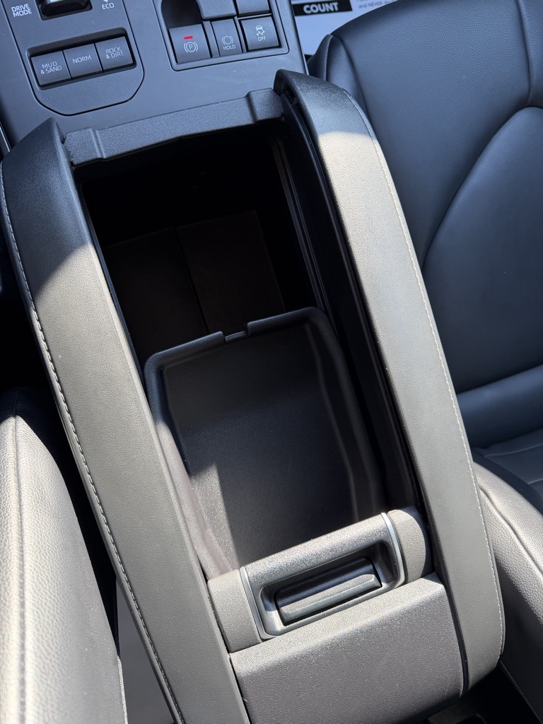 used 2024 Toyota Highlander car, priced at $41,903