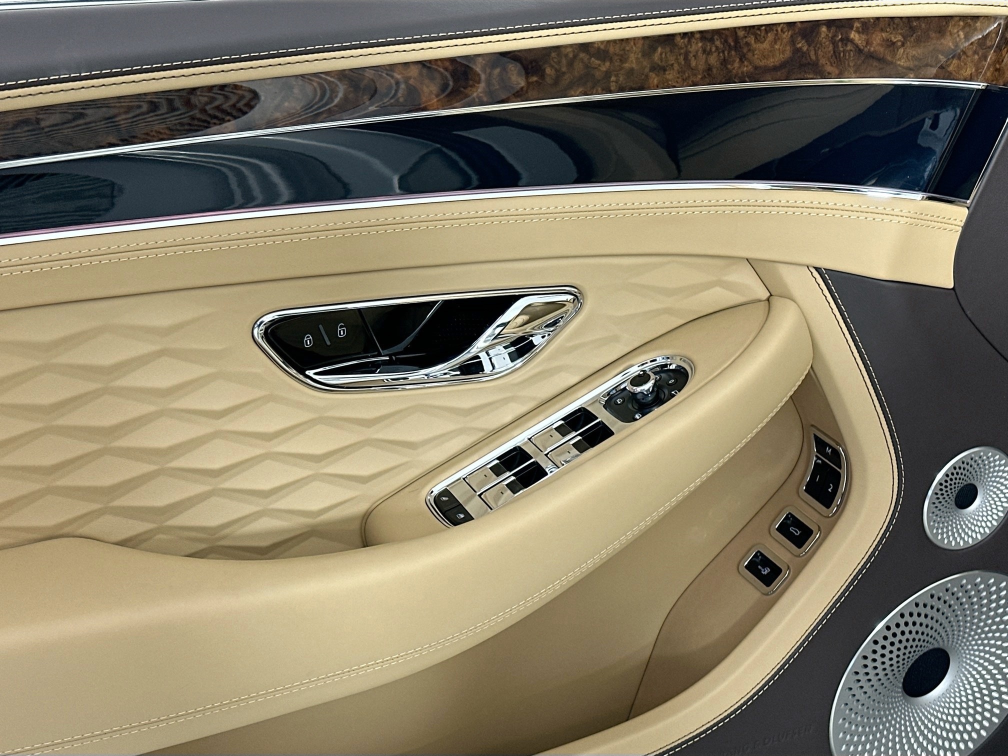 new 2026 Bentley Continental GTC car