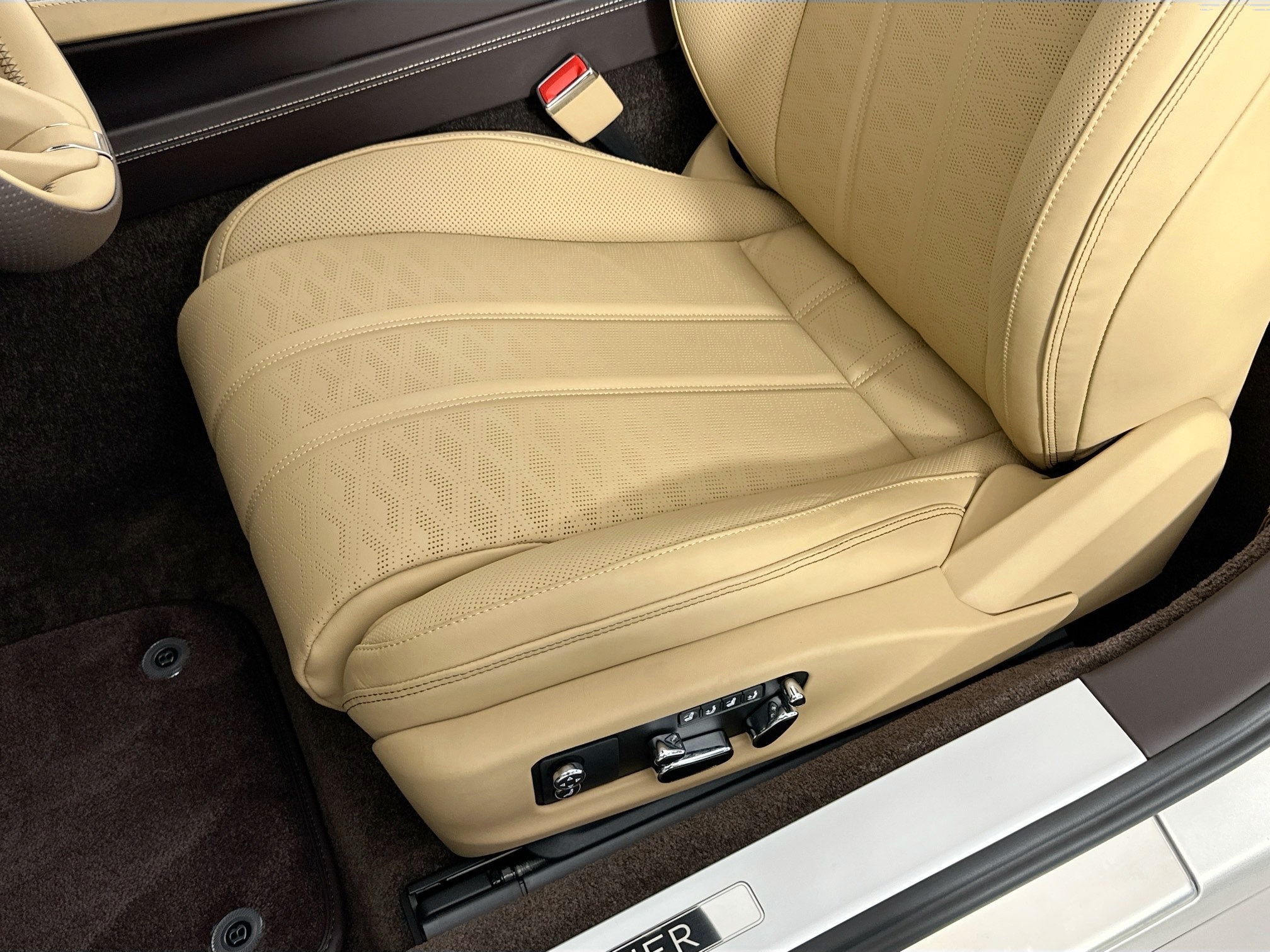 new 2026 Bentley Continental GTC car