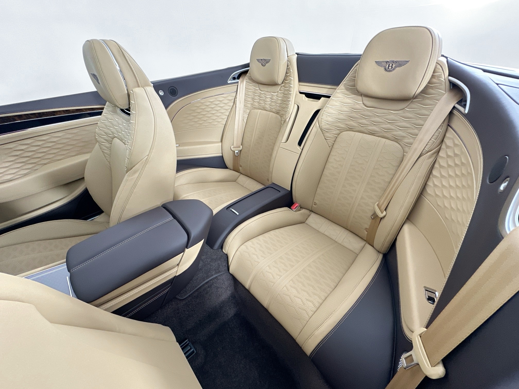 new 2026 Bentley Continental GTC car