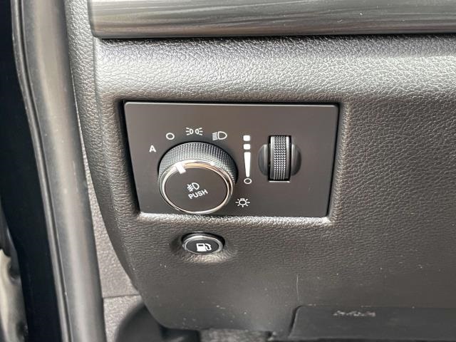 used 2021 Jeep Grand Cherokee car, priced at $25,307