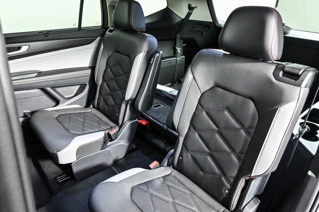 new 2025 Volkswagen Atlas car, priced at $49,912
