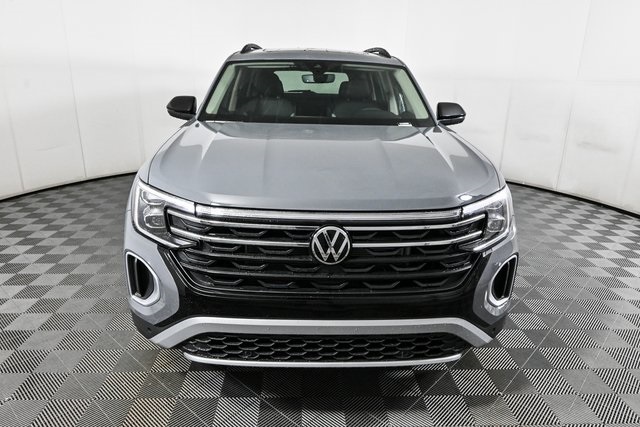 new 2025 Volkswagen Atlas car, priced at $49,912