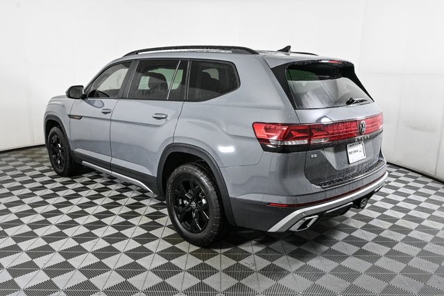new 2025 Volkswagen Atlas car, priced at $49,912